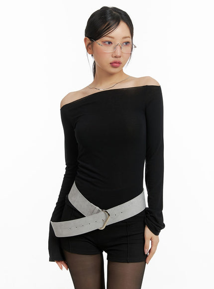 solid-off-shoulder-long-sleeve-cm421