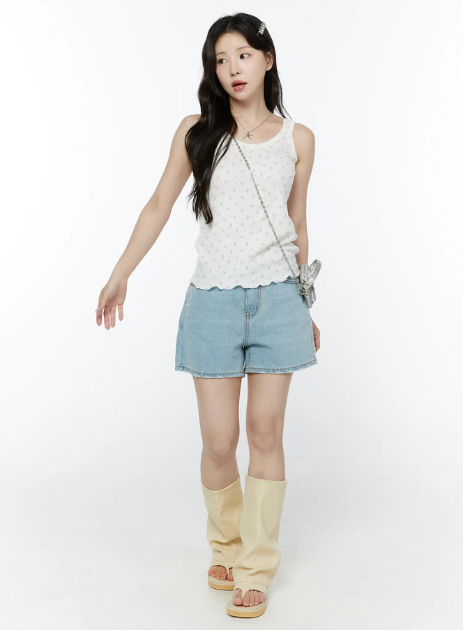 washed-denim-high-waist-shorts-iy507