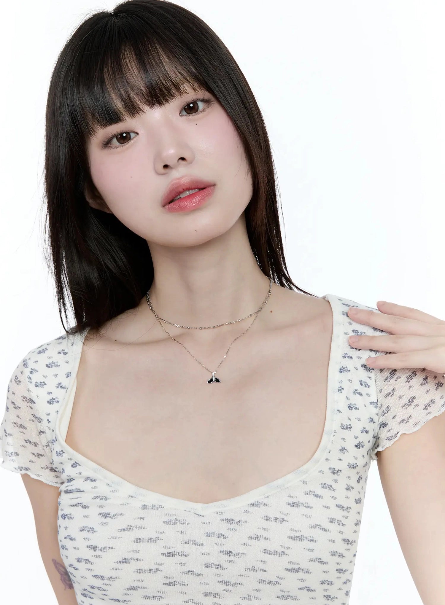 acc-castleton-little-black-tail-necklace-cg507