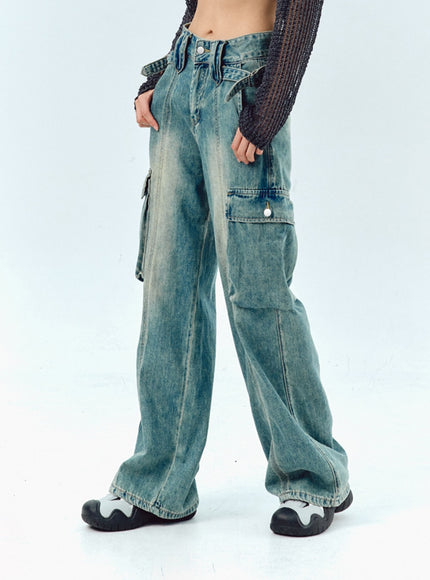 wide-leg-cargo-jeans-in-washed-blue-ig311