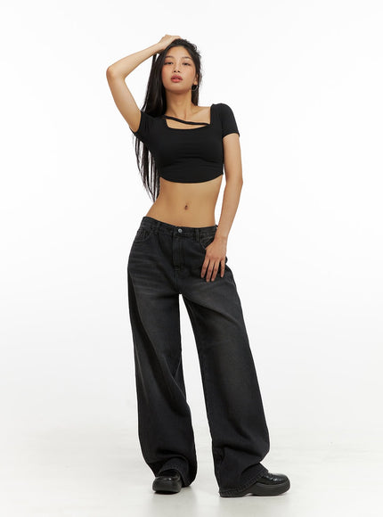 square-neck-strap-crop-top-iu412