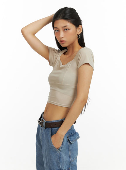 back-cut-out-crop-top-iu412-1