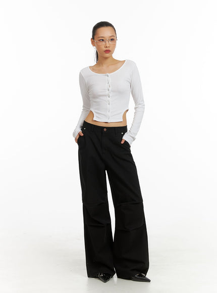 snap-buttoned-crop-top-ia417