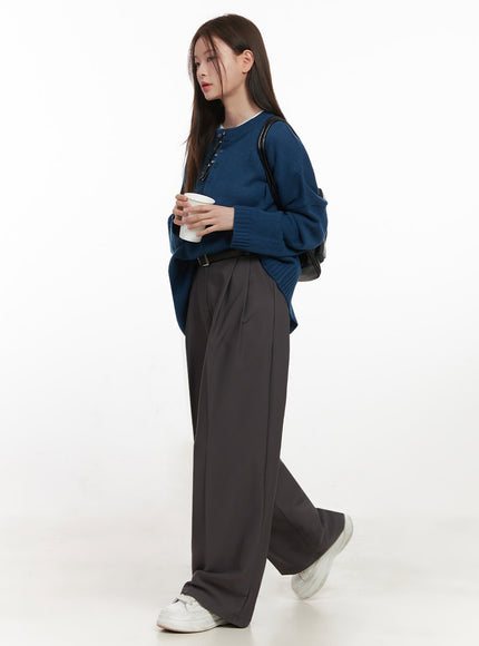 classic-pintuck-wide-fit-slacks-ij527