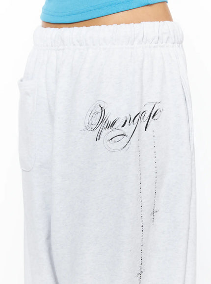 graphic-lettering-studded-wide-leg-sweatpants-cu518