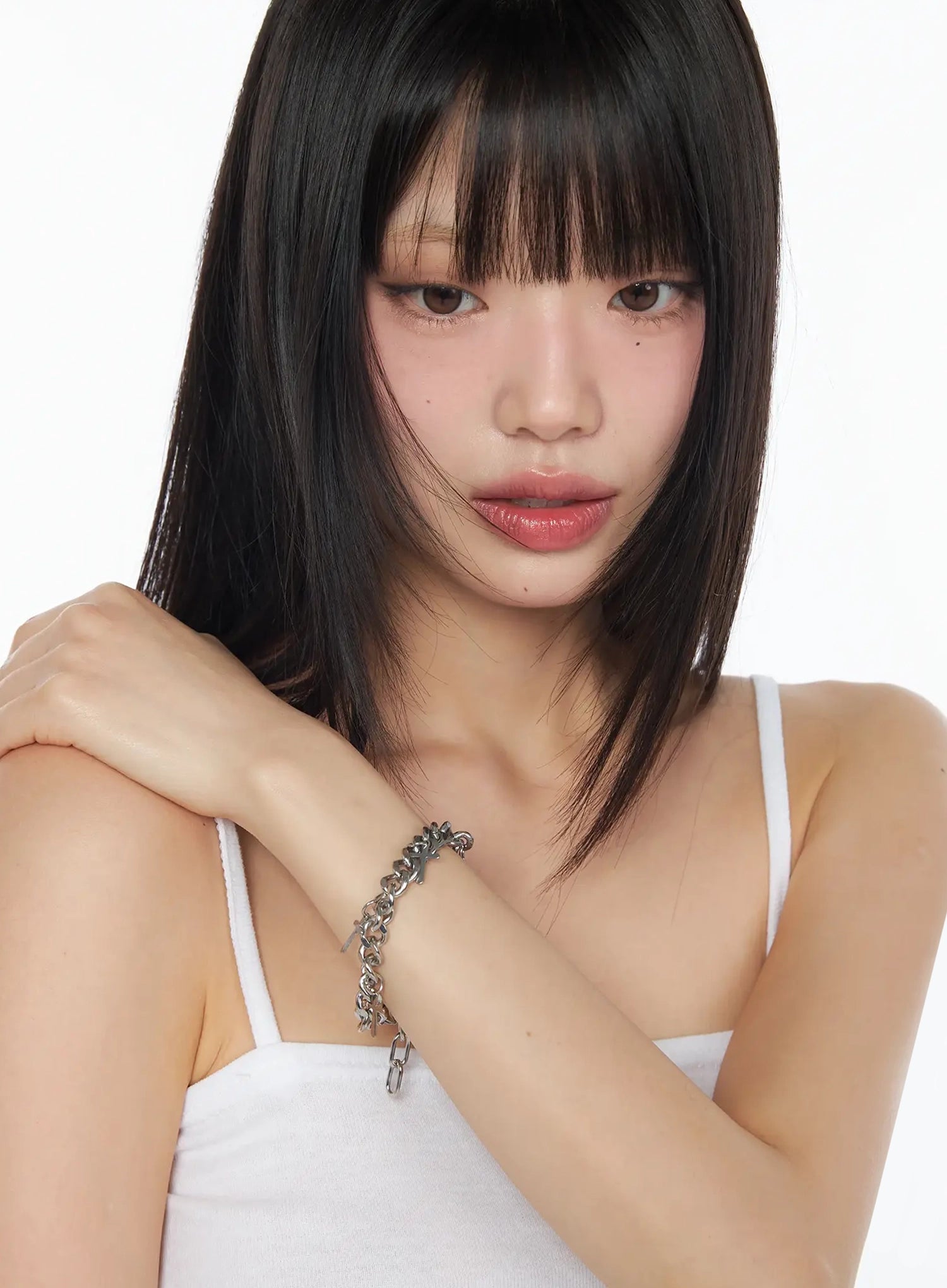 cross-charm-chain-bracelet-iy520