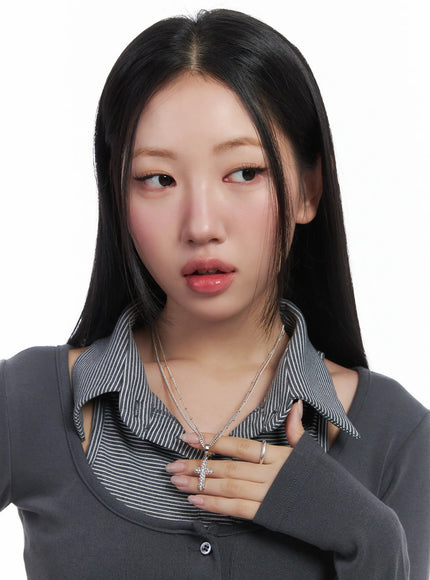 layered-linear-charm-necklace-cd530