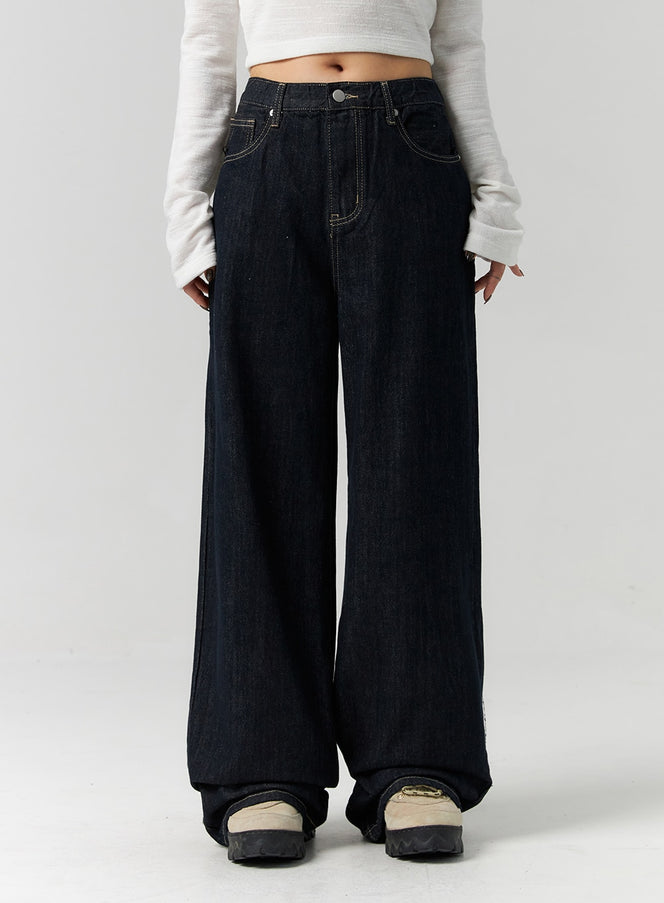 indigo-wide-fit-jeans-cs312