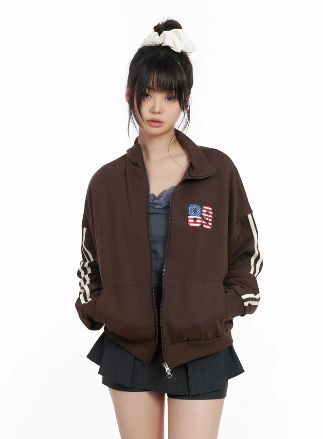 sporty-graphic-track-jacket-cm512