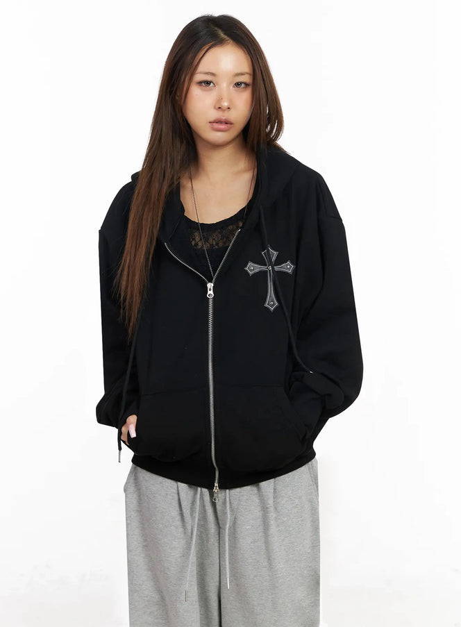 studded-cross-zip-hoodie-iy501