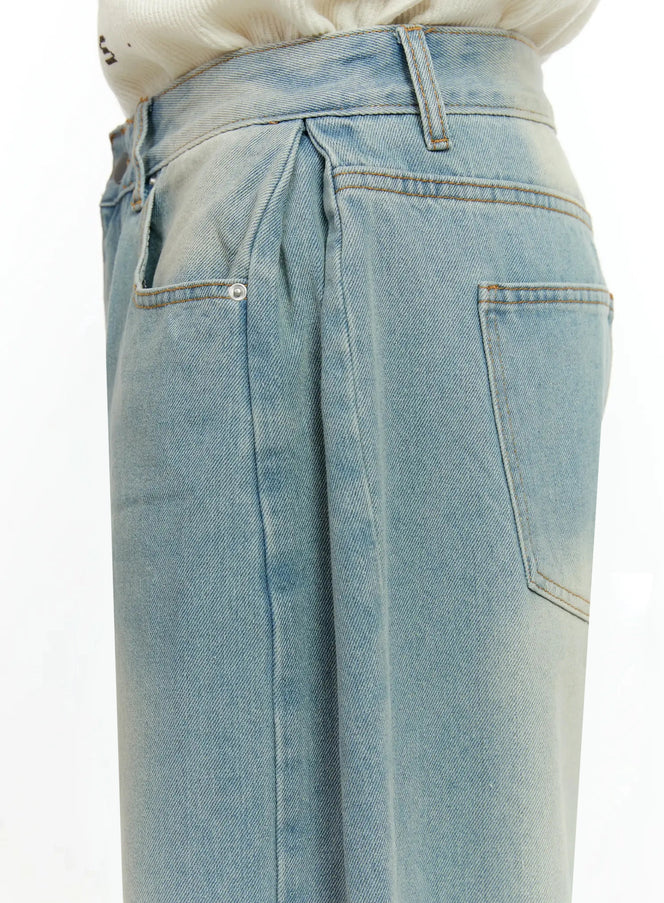 mens-light-washed-side-point-jeans-in525