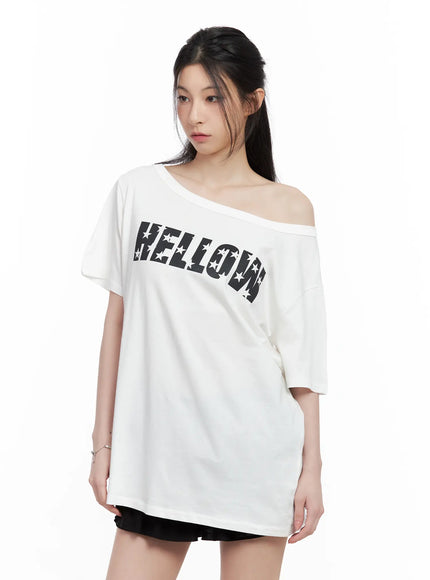 graphic-off-shoulder-oversized-tee-cl501