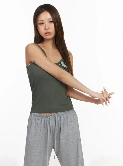 camo-accent-cami-top-iy515