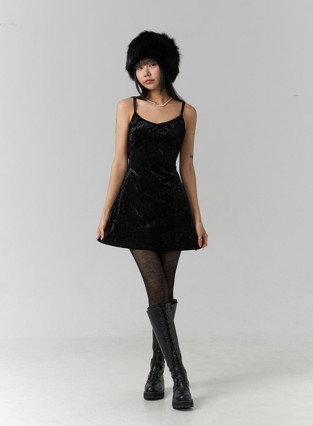 Instanfunk flare velvet mini dress | nate-hospital.com