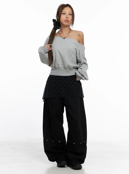 off-shoulder-boat-neck-sweatshirt-cs524