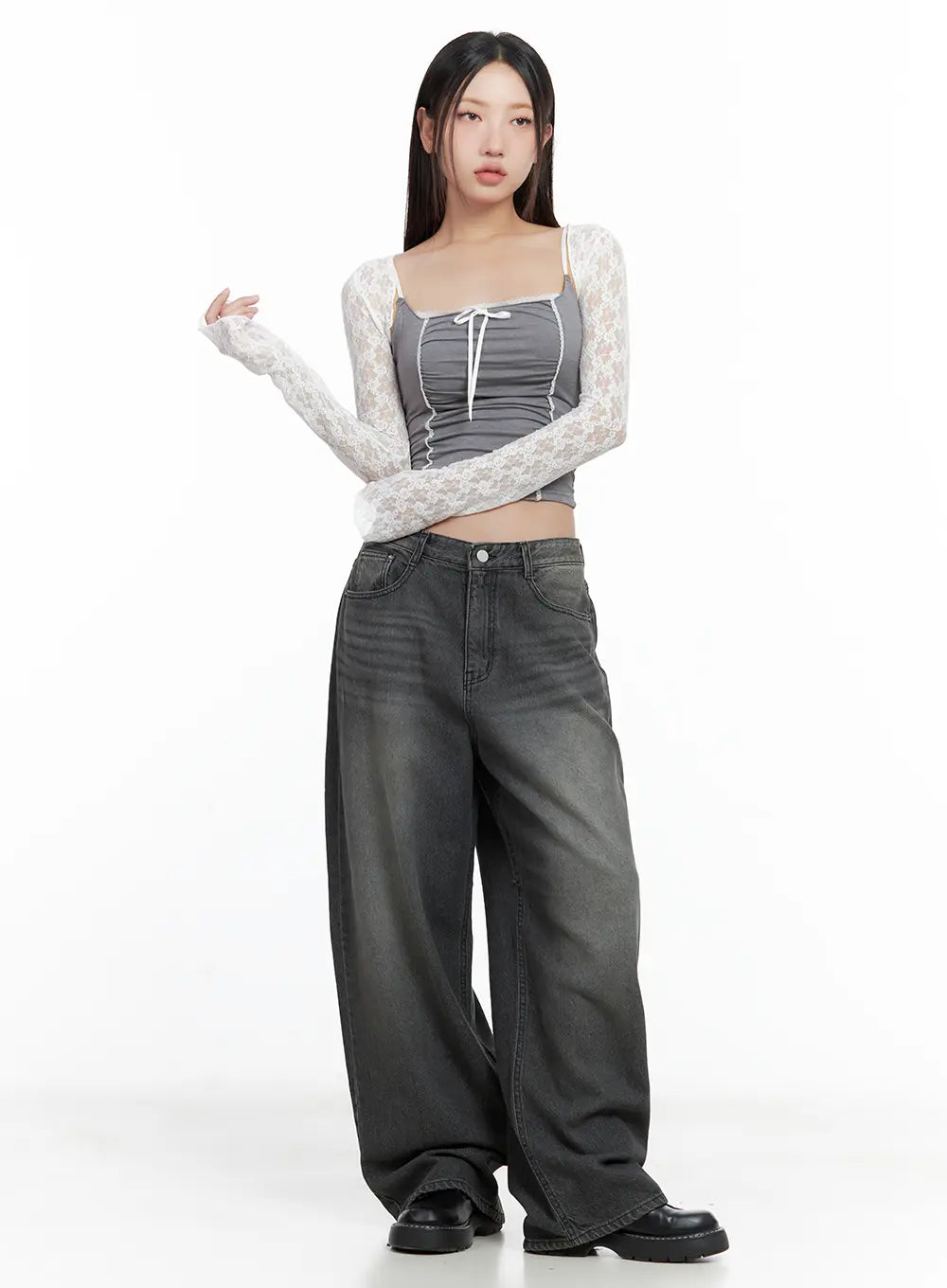 Kumi Washed Wide-Leg Summer Denim Jeans CL508 in Black, full-length front view on model, loose wide-leg washed denim, styled with grey ruched crop top and white lace sleeve cover.