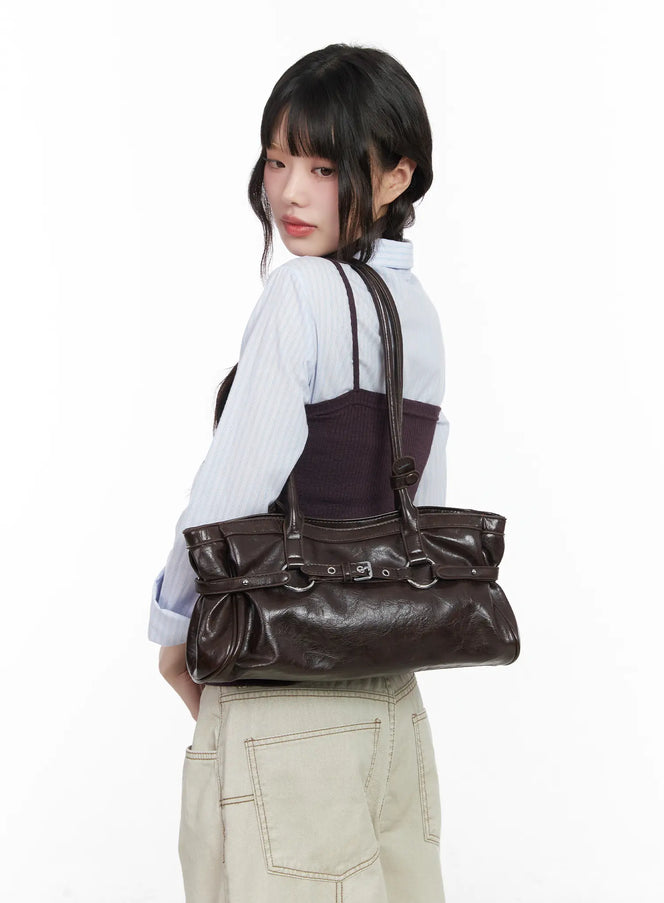 buckle-accent-faux-leather-shoulder-bag-cm526