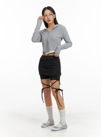 solid-knotted-wrap-mini-skort-cm412