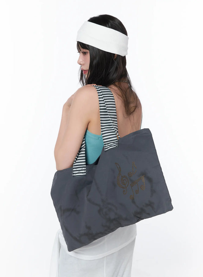 studded-canvas-shoulder-bag-ca529