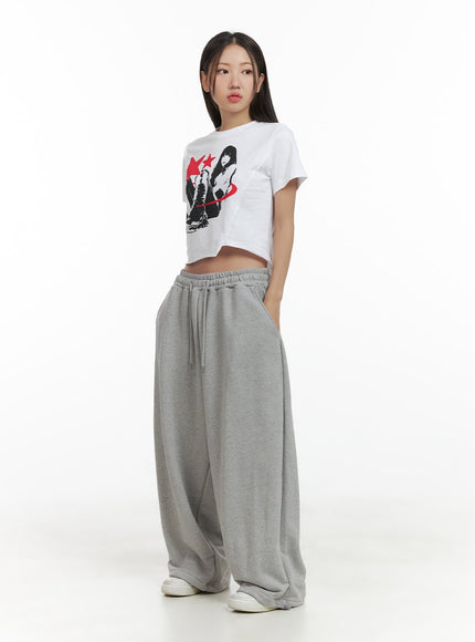 unbalanced-graphic-crop-tee-cl417