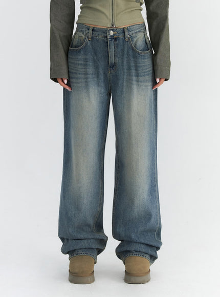 wide-fit-washed-jeans-co313