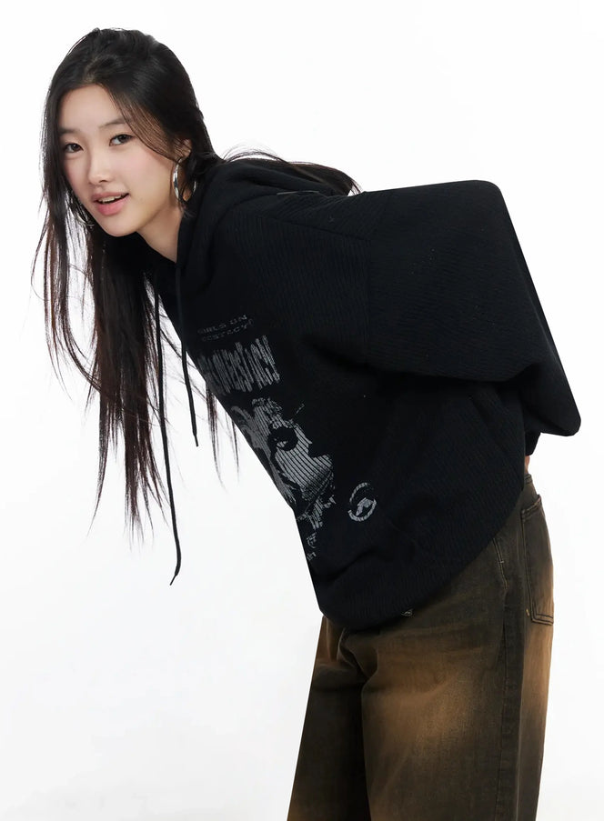 ribbed-graphic-knit-hoodie-im502