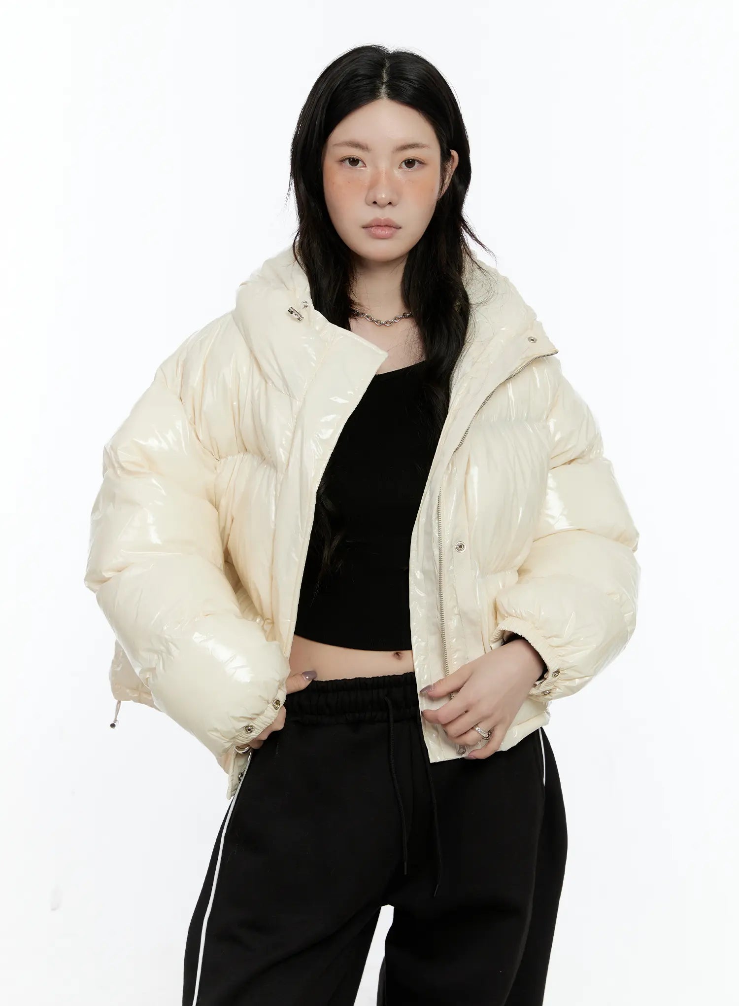shiny-hooded-puffer-jacket-cn517