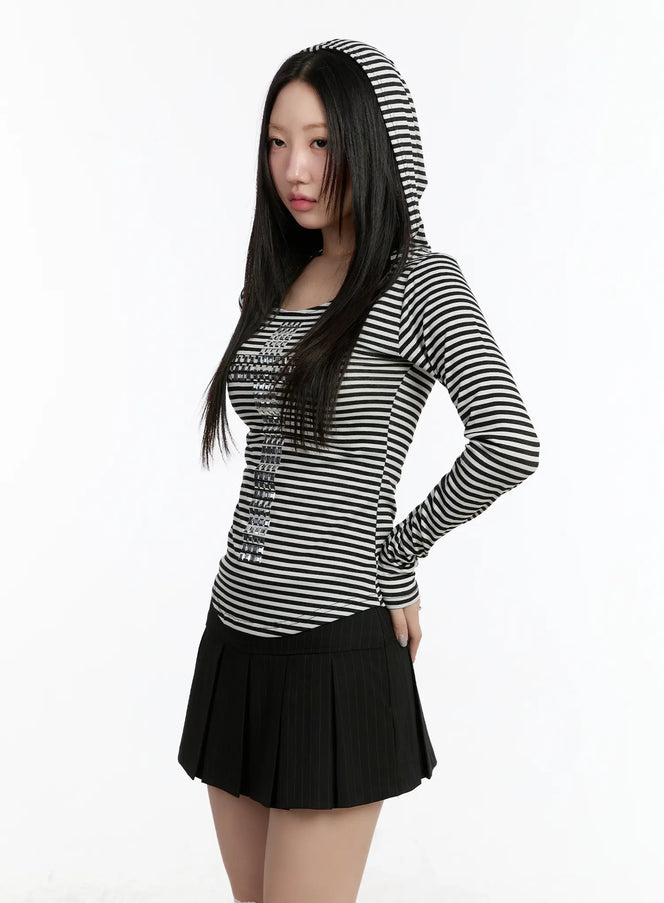 striped-studded-long-sleeve-hoodie-cm511