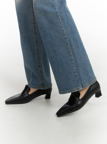 faux-leather-loafer-pumps-cj426