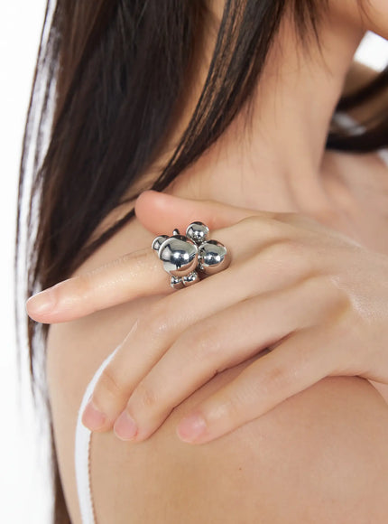 metallic-ball-ring-iy520