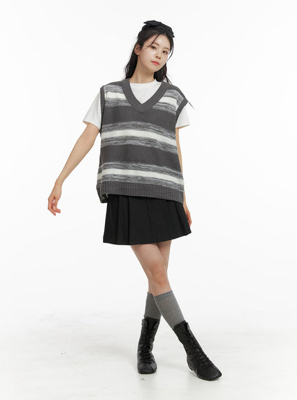 oversized-striped-knit-sweater-vest-om419