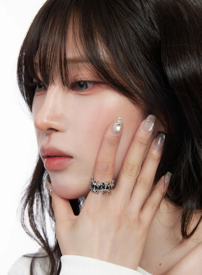 gothic-bold-cross-ring-cf525