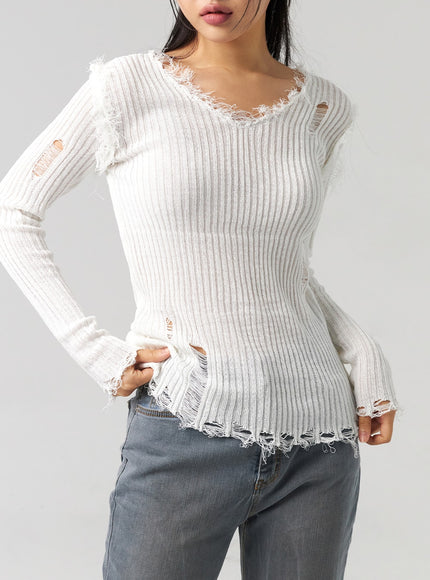 ripped-sweater-cl307