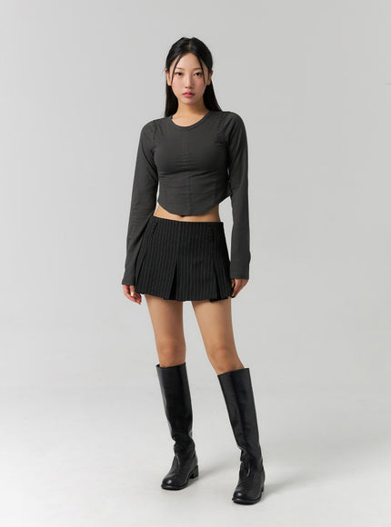 slim-fit-long-sleeve-crop-top-cs320