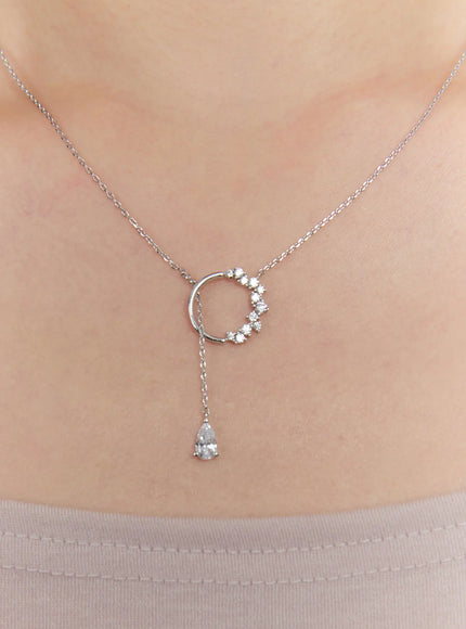 acc-halo-cross-necklace-kc1008