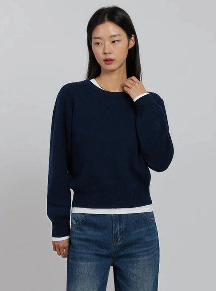 soft-round-neck-knit-top-ij508