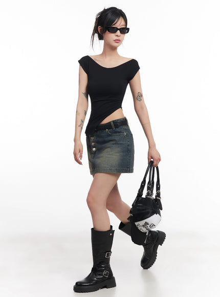 slanted-button-low-rise-denim-skirt-ic503