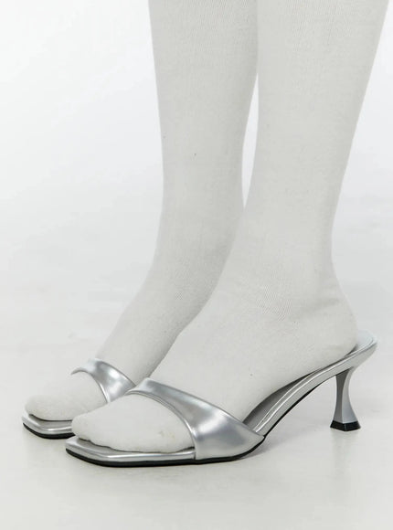 chic-metallic-mule-sandals-iu518