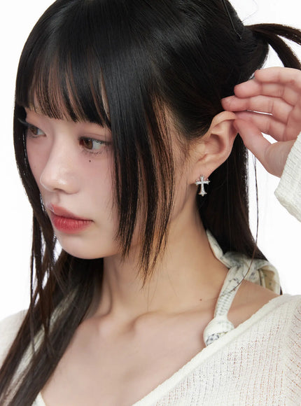 cubic-cross-stud-earrings-cm524