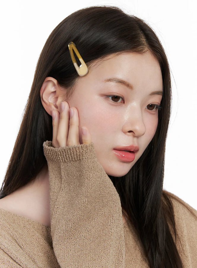 pastel-triangle-pin-co503