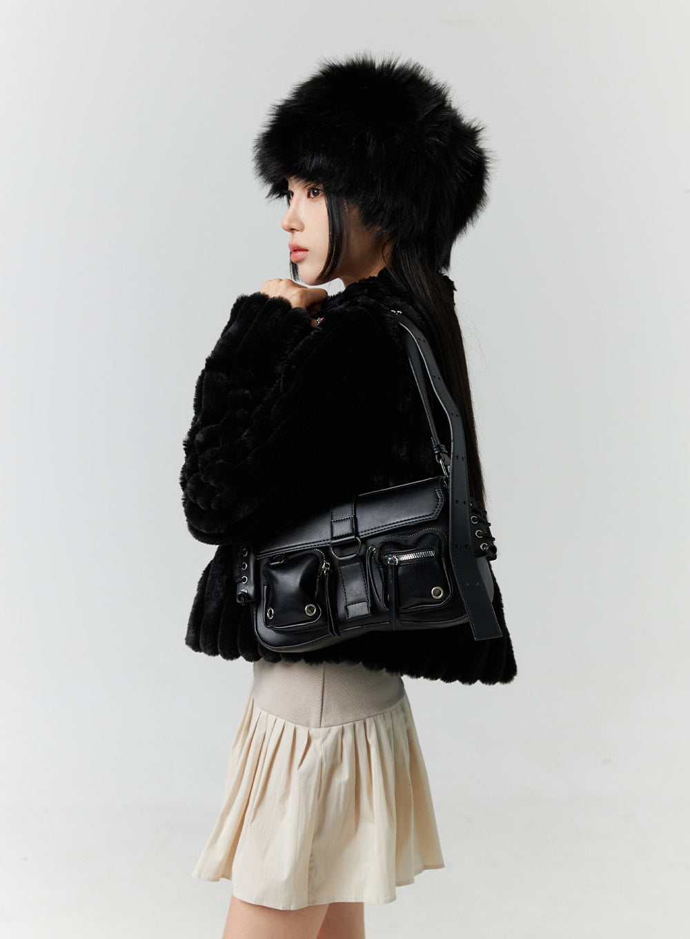 pocketed-faux-leather-shoulder-bag-cn328