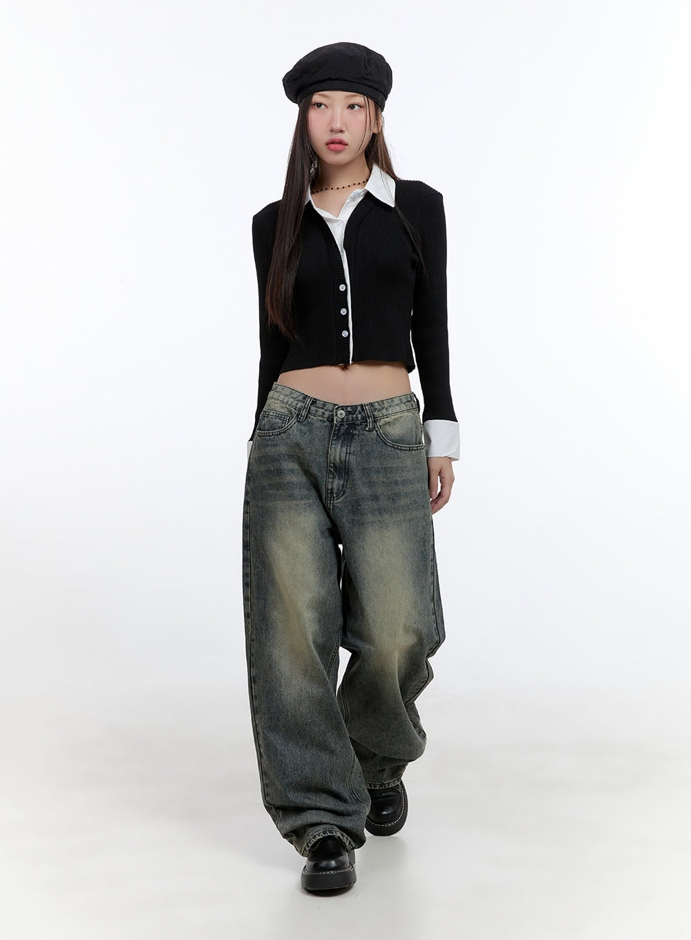 BohoVibe Loose Pants CS406 in dark blue, full-body front on model walking, baggy washed denim styled with black ribbed cardigan, white collar top, and black beret.