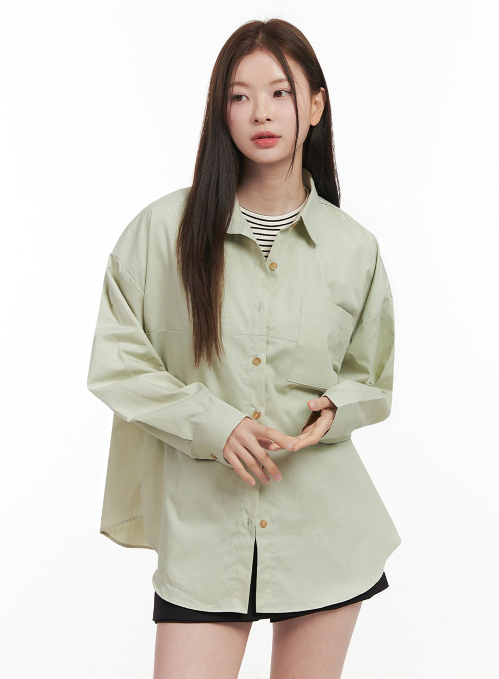 collared-loose-fit-button-down-shirt-ij527