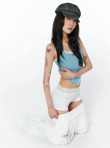lace-trim-micro-shorts-iu509