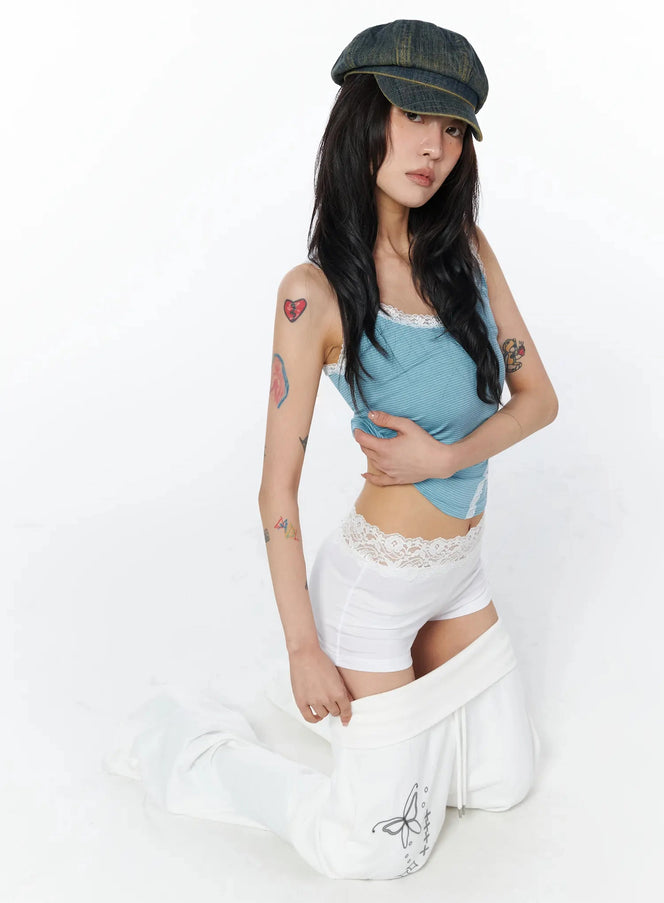 lace-trim-micro-shorts-iu509