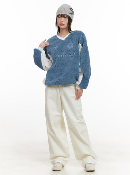 cozy-v-neck-embroidered-sweatshirt-cj502