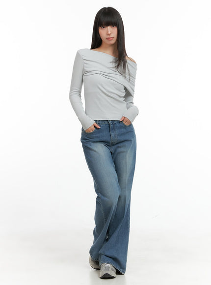 daisy-loose-fit-bootcut-jeans-cg419