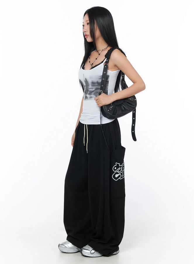 wide-leg-graphic-sweatpants-cy512