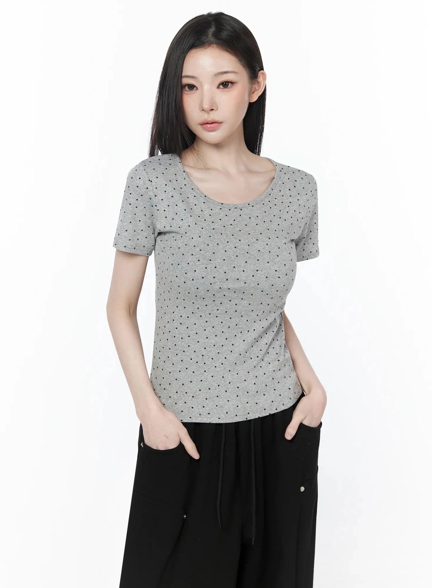 polka-dot-round-neck-tee-iu512