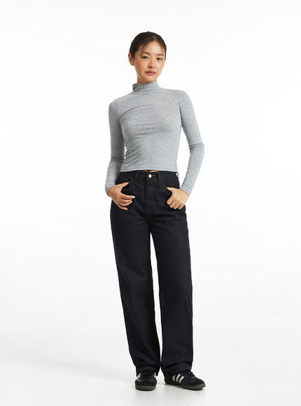 essential-elevated-turtleneck-co318